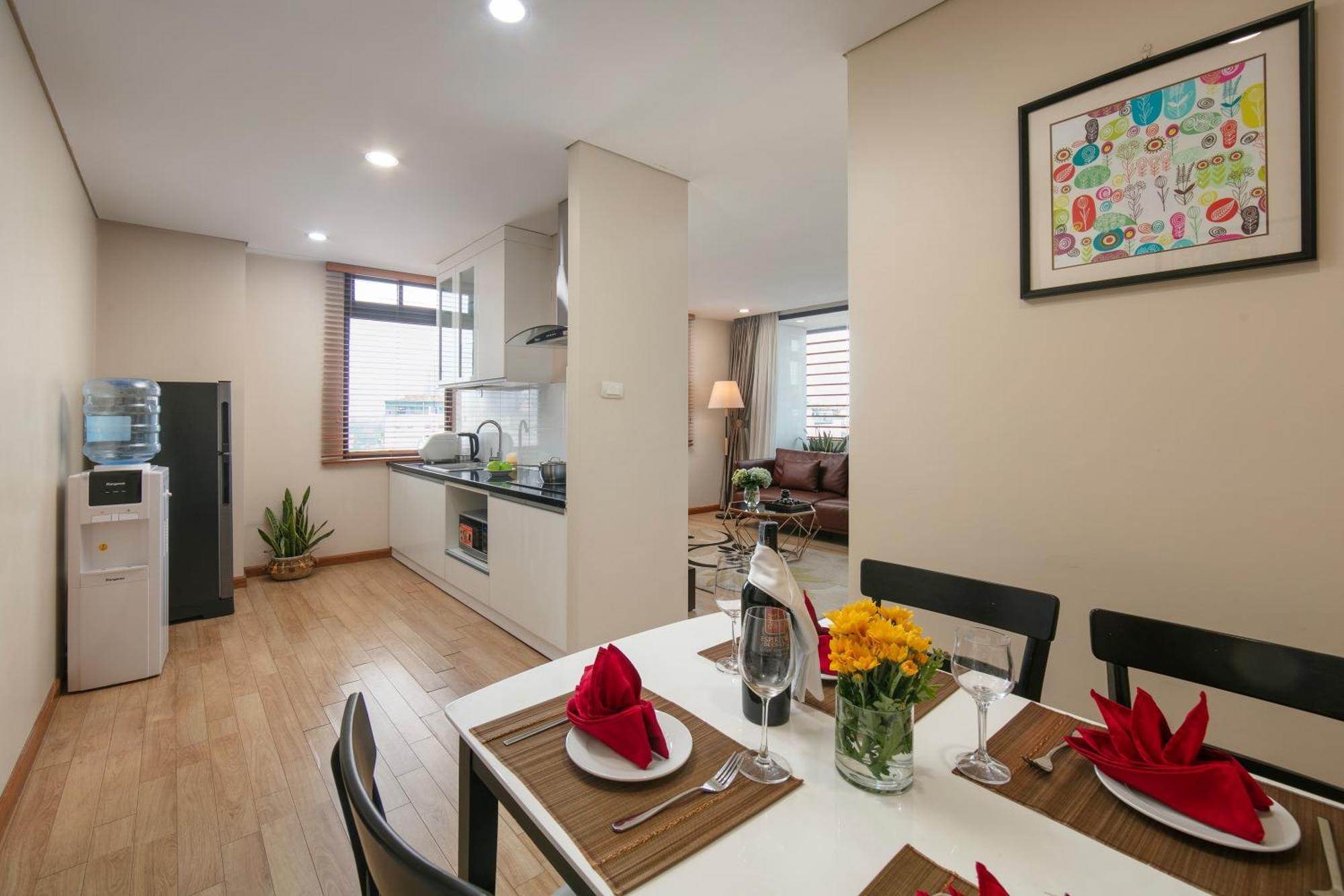 Hb Serviced Apartment - 121B Quan Hoa Ханой Екстериор снимка