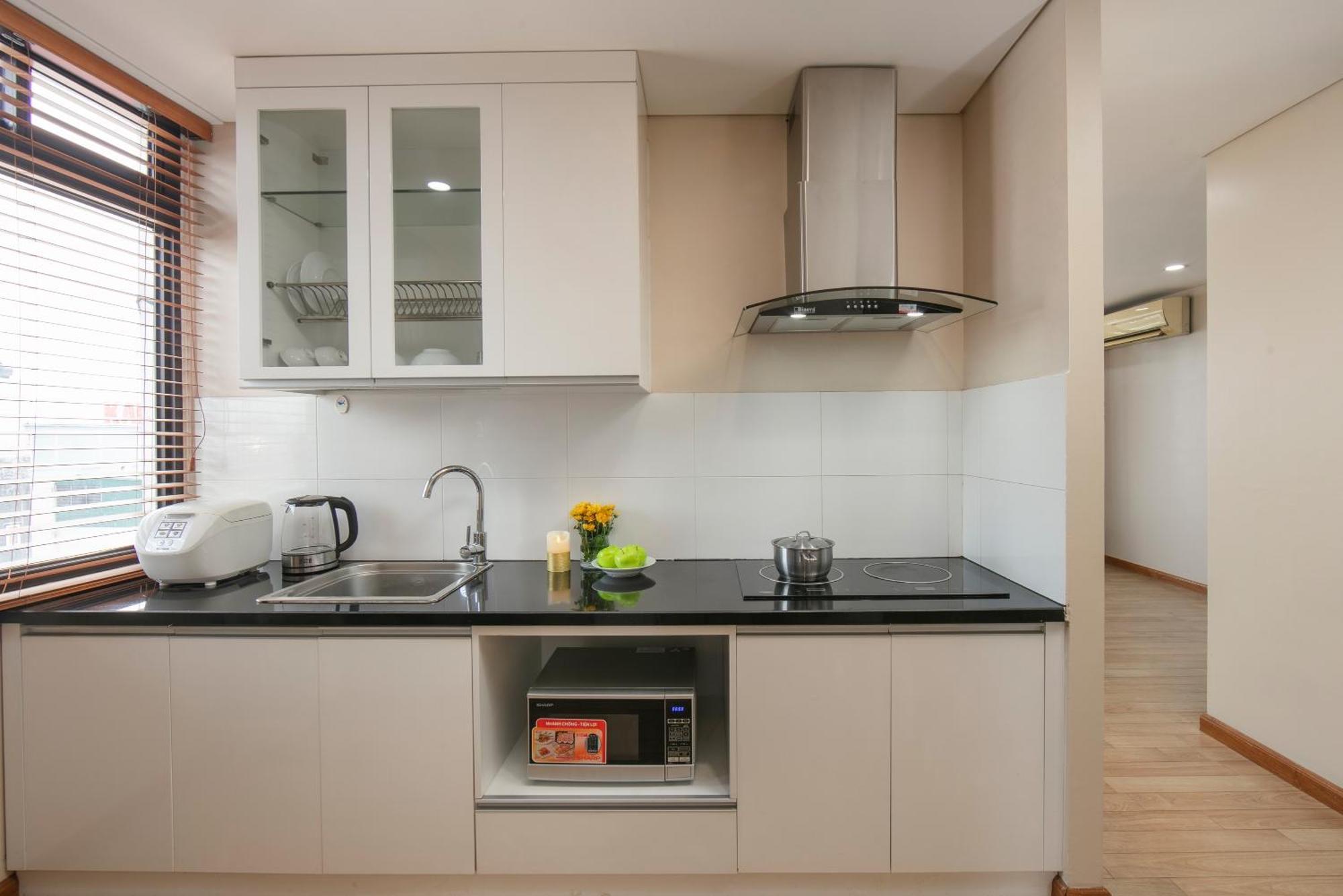 Hb Serviced Apartment - 121B Quan Hoa Ханой Екстериор снимка