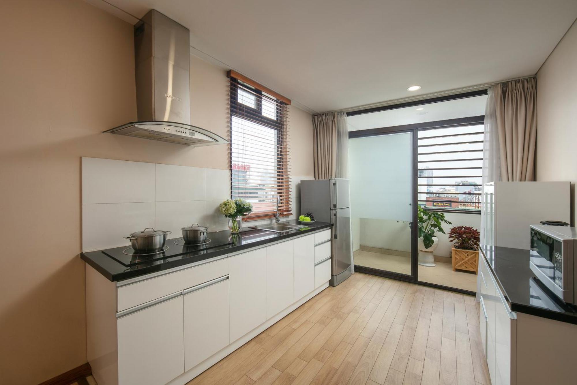 Hb Serviced Apartment - 121B Quan Hoa Ханой Екстериор снимка