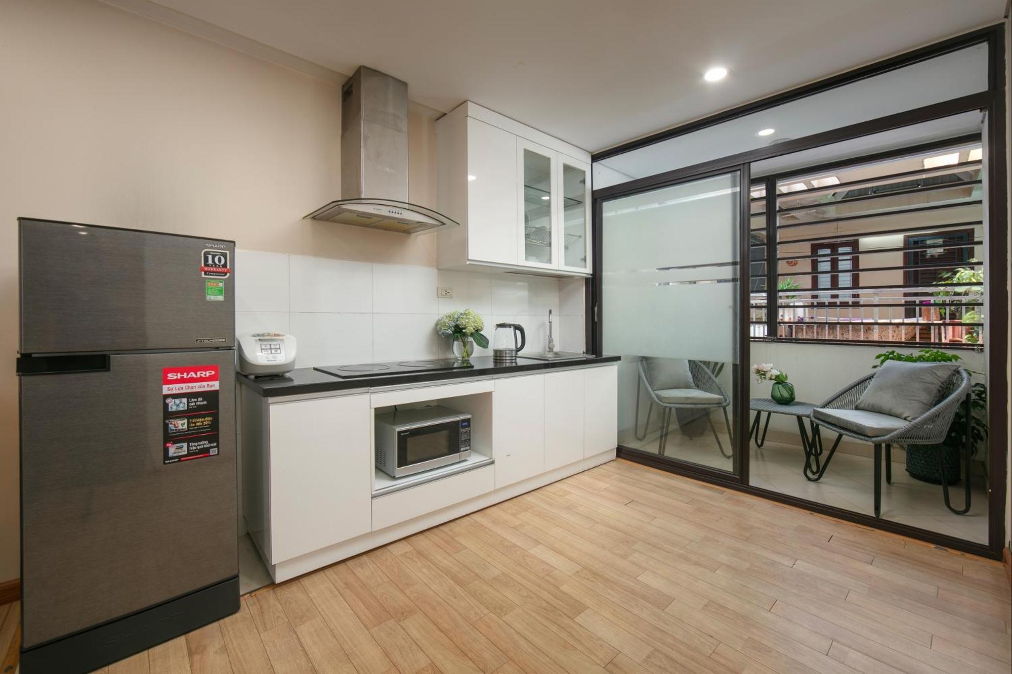 Hb Serviced Apartment - 121B Quan Hoa Ханой Екстериор снимка