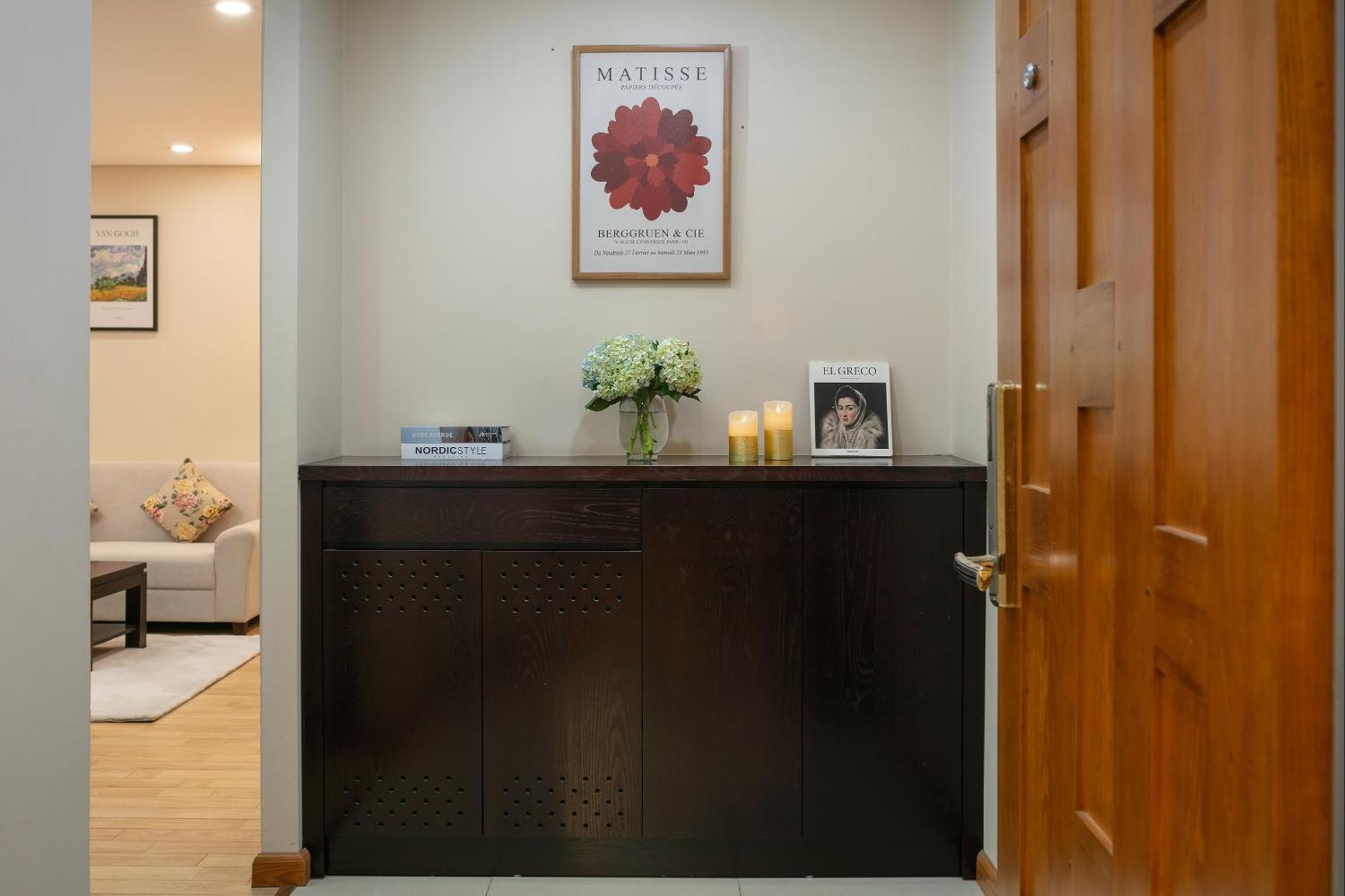 Hb Serviced Apartment - 121B Quan Hoa Ханой Екстериор снимка
